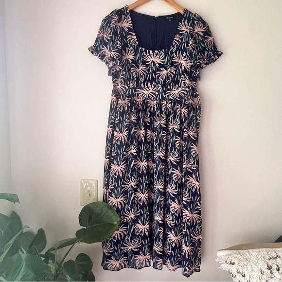 MADEWELL Ruffle-Sleeve Midi Dress in Oasis Palms SIZE XS - Picture 5 of 14